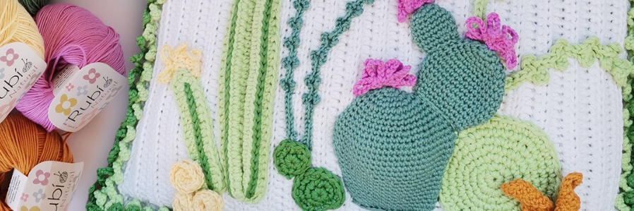 Cojín de crochet