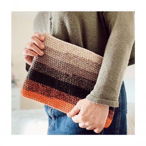 PATRÓN GRATUITO Y MATERIALES BOLSO O CLUTCH TRIANA (VP021)