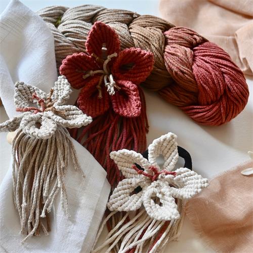PACK INICIA TU AVENTURA EN TEJER CON LAS MANOS (VR002),FLOR MACRAMÉ PORTASERVILLETAS