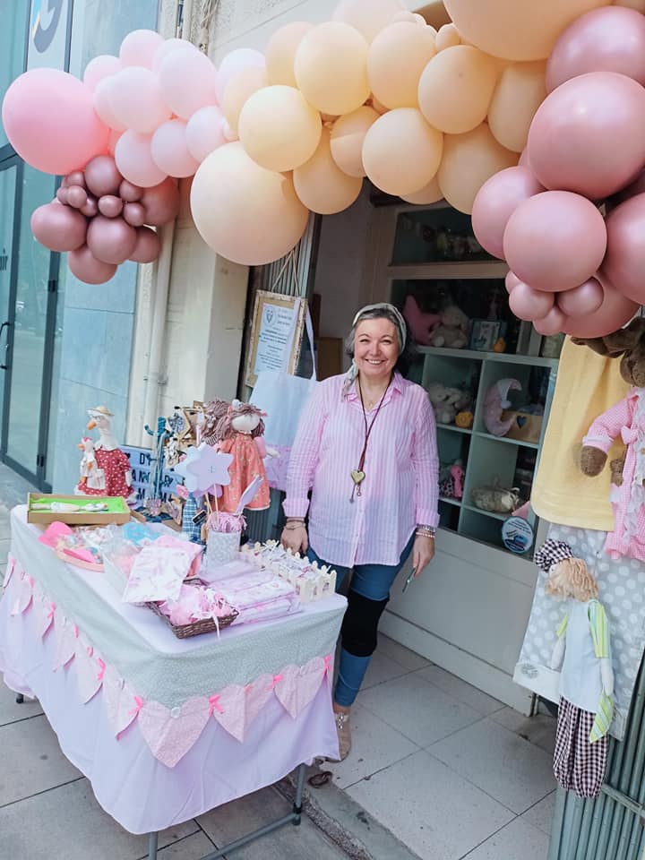 Tejiendo Together contra el Cáncer de Mama